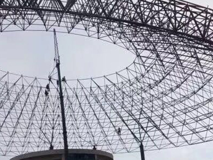 穆棱篮球馆球形网架厂家价格